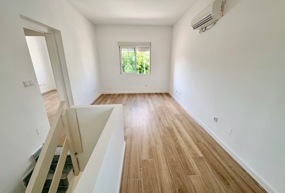 Revente - Villa - Orihuela Costa - Los Balcones
