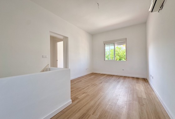 Revente - Villa - Orihuela Costa - Los Balcones