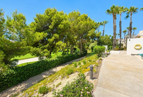Resale - Detached Villa - Villamartin