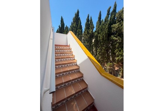 Resale - Detached Villa - Villamartin