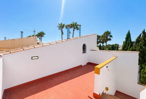 Resale - Detached Villa - Villamartin