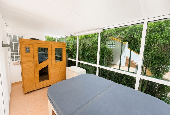 Resale - Detached Villa - Villamartin