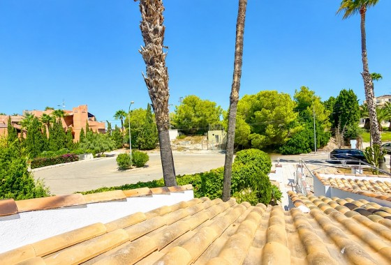 Resale - Detached Villa - Villamartin