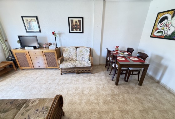 Resale - Apartment - Orihuela Costa - La Zenia