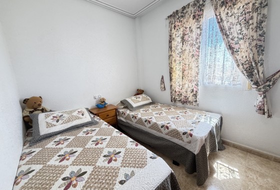 Resale - Apartment - Orihuela Costa - La Zenia