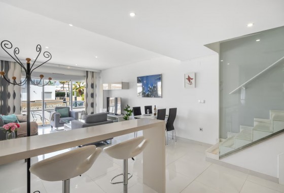 Revente - Maison mitoyenne - Punta Prima - Marina Med