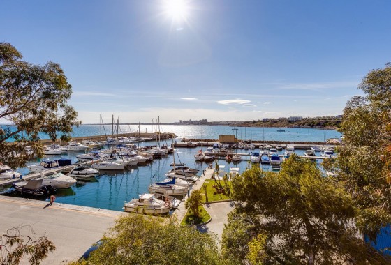 Resale - Apartment - Orihuela Costa - Costa Blanca