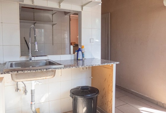 Revente - Commerce / Local - Algorfa - Inland