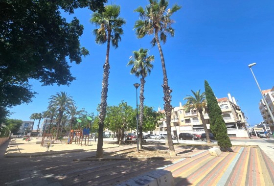 Revente - Appartement - Torrevieja - Habaneras