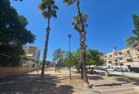 Revente - Appartement - Torrevieja - Habaneras