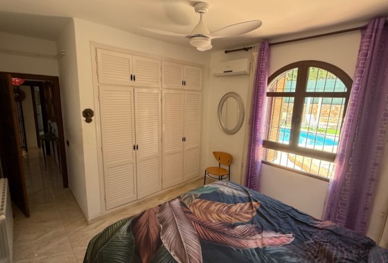 Revente - Villa - Orihuela Costa - Inland