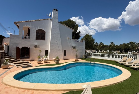 Revente - Villa - Orihuela Costa - Inland