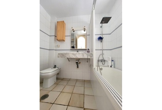 Revente - Appartement - Torrevieja - Playa De La Mata