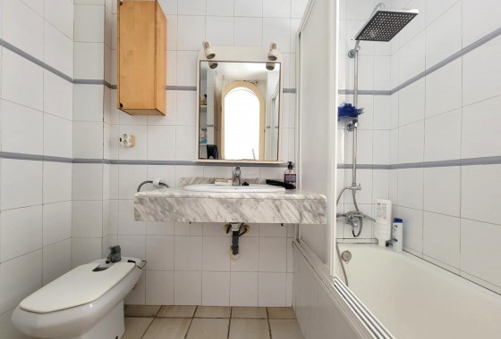 Revente - Appartement - Torrevieja - Playa De La Mata