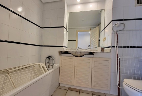 Revente - Appartement - Torrevieja - Playa De La Mata