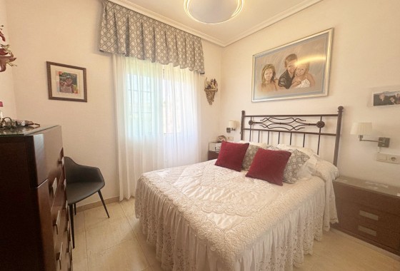 Revente - Bungalow - Torrevieja - Aguas nuevas 1