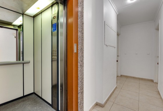 Revente - Appartement - Torrevieja - Nueva Torrevieja
