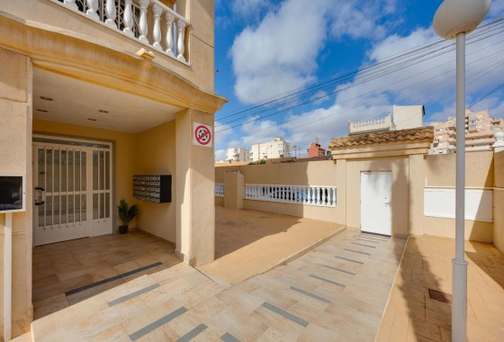 Revente - Appartement - Torrevieja - Nueva Torrevieja