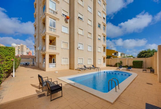 Revente - Appartement - Torrevieja - Nueva Torrevieja