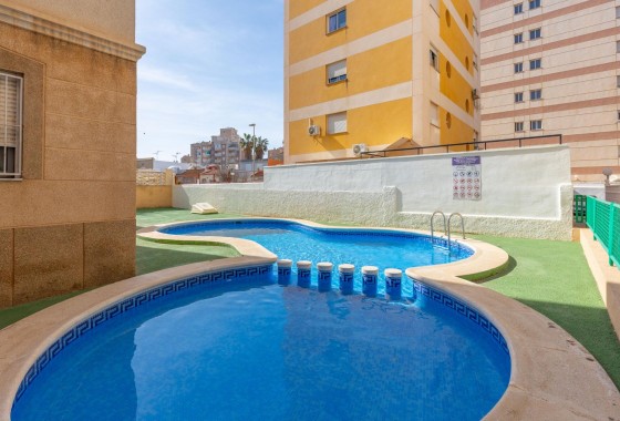 Revente - Appartement - Torrevieja - Nueva Torrevieja