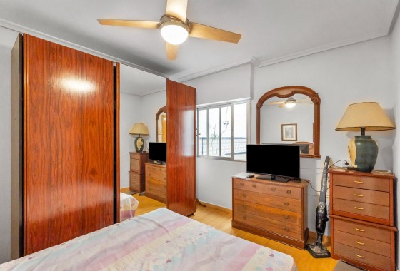 Revente - Appartement - Torrevieja - Paseo maritimo