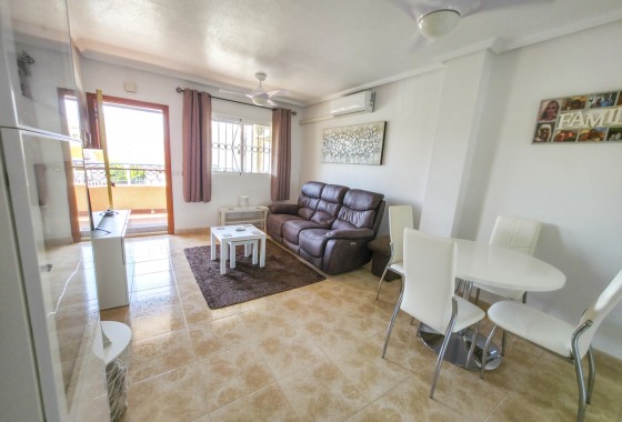 Resale - Apartment - Villamartin