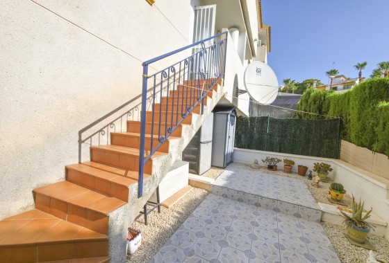 Resale - Apartment - Villamartin