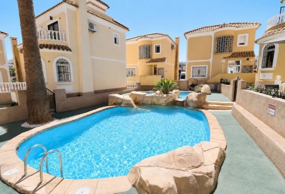 Revente - Villa - Orihuela Costa - Las Filipinas