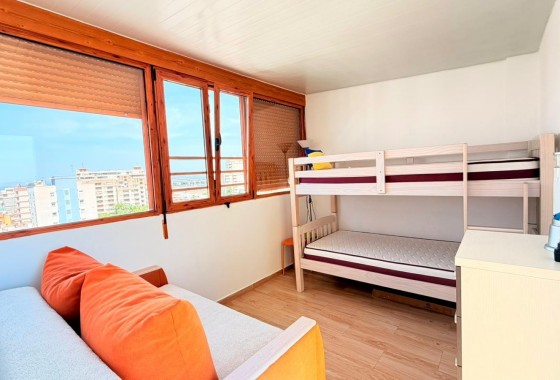 Revente - Appartement - Torrevieja - Nueva Torrevieja
