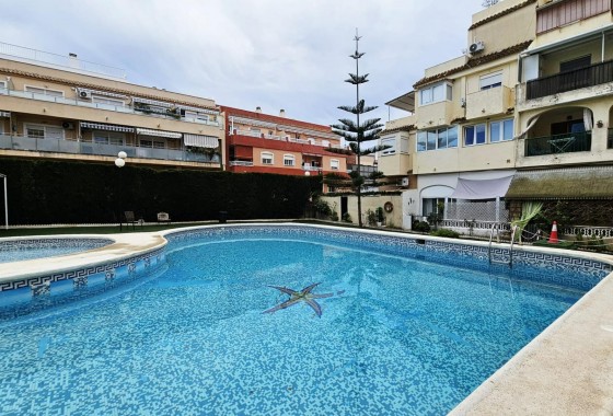 Revente - Appartement - Torrevieja - Nueva Torrevieja