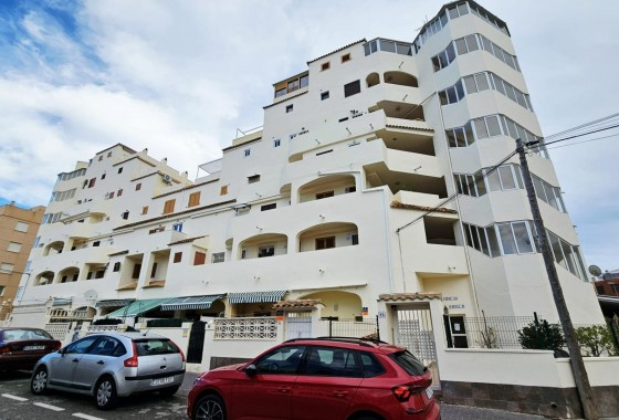 Revente - Appartement - Torrevieja - Nueva Torrevieja