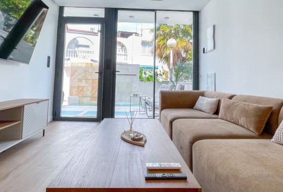 Revente - Maison mitoyenne - Torrevieja - Nueva Torrevieja - Aguas Nuevas