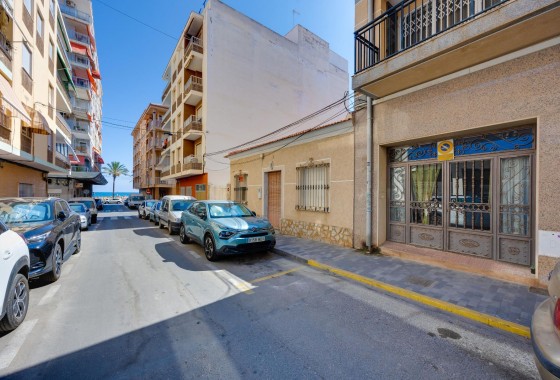 Resale - Apartment - Torrevieja - Playa del Cura
