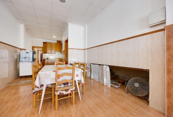 Resale - Apartment - Torrevieja - Playa del Cura
