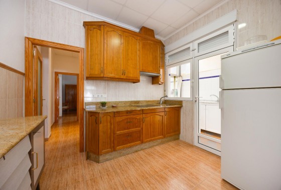 Resale - Apartment - Torrevieja - Playa del Cura