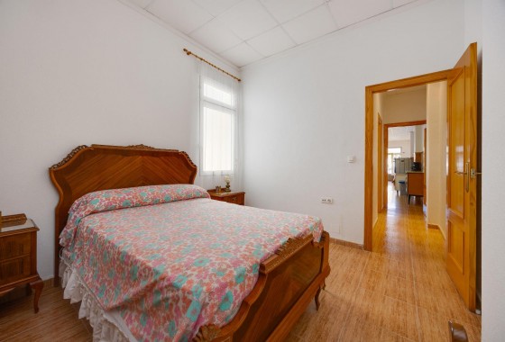 Resale - Apartment - Torrevieja - Playa del Cura