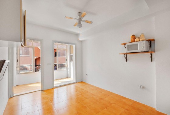 Segunda Mano - Apartamento - Torrevieja - La Mata pueblo