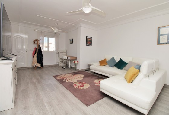 Segunda Mano - Apartamento - Villamartin - Las Violetas