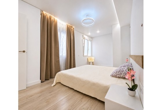 Segunda Mano - Apartamento - Torrevieja - Playa Acequion
