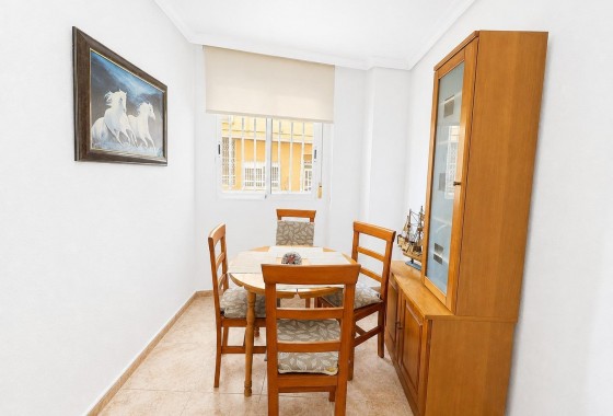 Segunda Mano - Apartamento - Torrevieja - Habaneras
