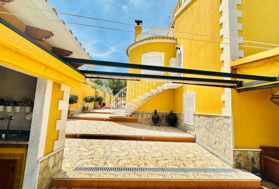 Revente - Villa - Orihuela Costa - Urb. Montepinar