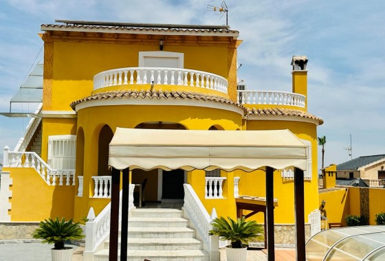 Revente - Villa - Orihuela Costa - Urb. Montepinar