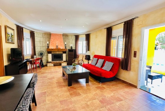Revente - Villa - Orihuela Costa - Urb. Montepinar