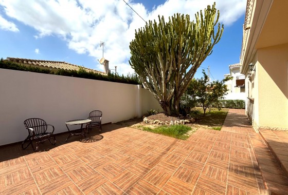 Revente - Villa - Orihuela Costa - Costa Blanca