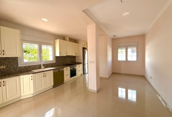 Revente - Villa - Orihuela Costa - Costa Blanca