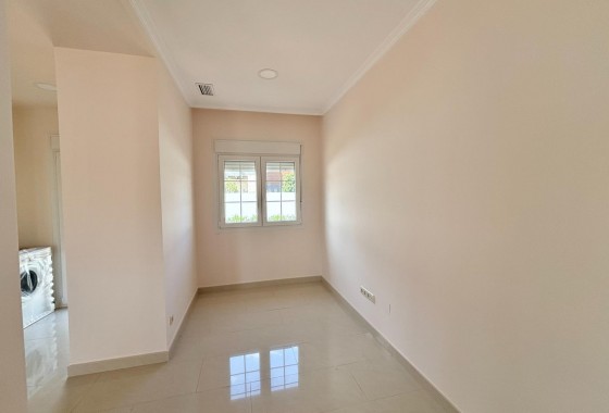 Revente - Villa - Orihuela Costa - Costa Blanca