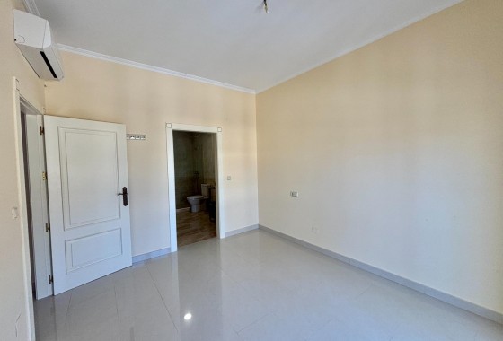 Revente - Villa - Orihuela Costa - Costa Blanca