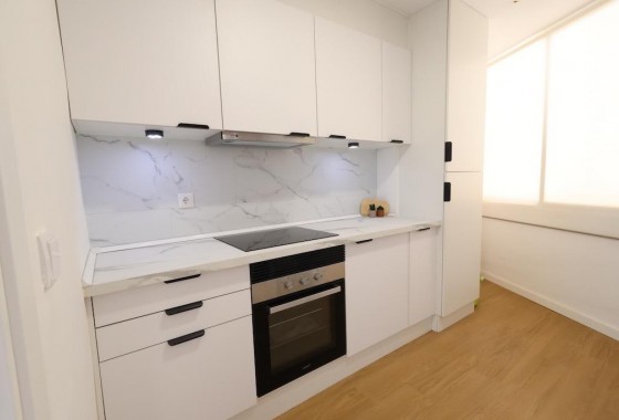 Resale - Apartment - Orihuela Costa - La Zenia