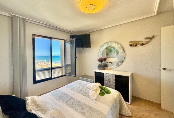 Revente - Appartement - Torrevieja - Torre la mata