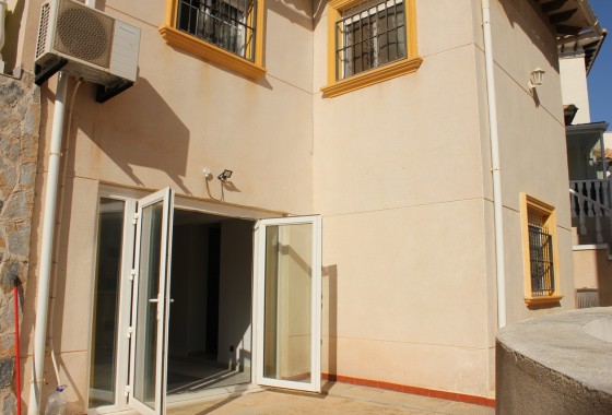 Revente - Villa - Orihuela Costa - Costa Blanca